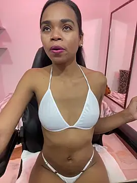 camila avila online show from April 15, 2026, 3:46 am