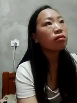 Snapshot of Miu_la chatting on February 25, 2026, 6:17 pm Miu la online show from February 25, 2026, 6:17 pm