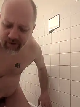 Snapshot of WorthingtonM3 chatting on March 11, 2026, 2:39 am WorthingtonM3 online show from March 11, 2026, 2:39 am