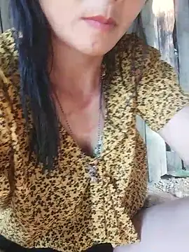 Snapshot of rinrin7700 chatting on April 7, 2026, 9:54 am rinrin7700 online show from April 7, 2026, 9:54 am