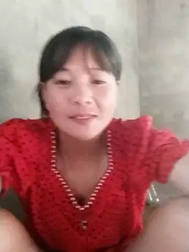 Snapshot of rinrin7700 chatting on April 12, 2026, 9:47 am rinrin7700 online show from April 12, 2026, 9:47 am