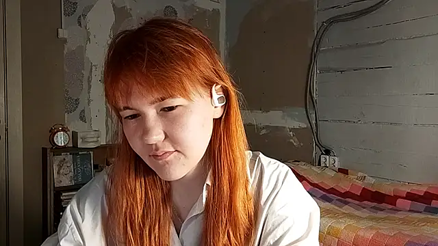 Snapshot of DinaFirebird chatting on March 24, 2026, 4:28 am DinaFirebird online show from March 24, 2026, 4:28 am