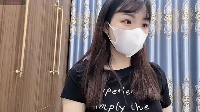 Snapshot of El-Ryx chatting on February 25, 2026, 8:46 am El-Ryx online show from February 25, 2026, 8:46 am