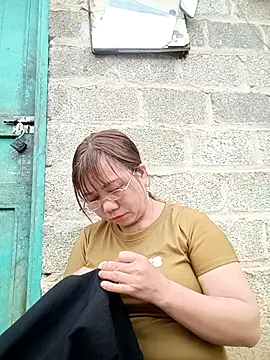 Snapshot of lyly_sexx chatting on March 3, 2026, 8:53 am lyly sexx online show from March 3, 2026, 8:53 am