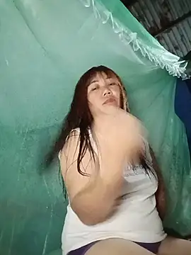 lyly sexx online show from May 23, 2026, 1:26 pm