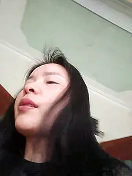 Ivy Trix2 online show from March 4, 2026, 3:12 am