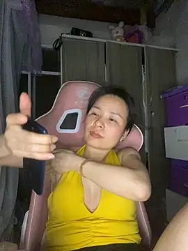 Snapshot of Ivy_Trix2 chatting on May 21, 2026, 3:08 pm Ivy Trix2 online show from May 21, 2026, 3:08 pm