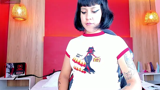 Snapshot of Valkiria_wine chatting on March 12, 2026, 12:44 pm Valkiria wine online show from March 12, 2026, 12:44 pm