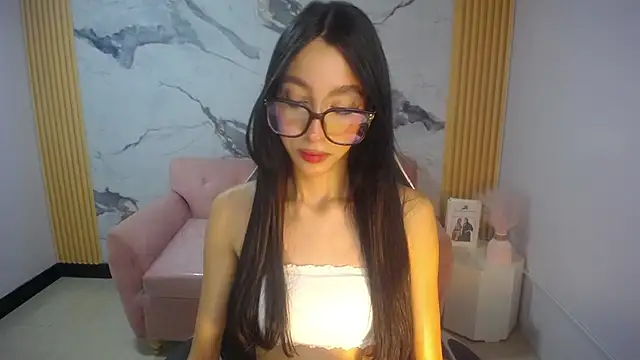 Snapshot of Roma_ch1 chatting on March 10, 2026, 12:54 pm Roma ch1 online show from March 10, 2026, 12:54 pm