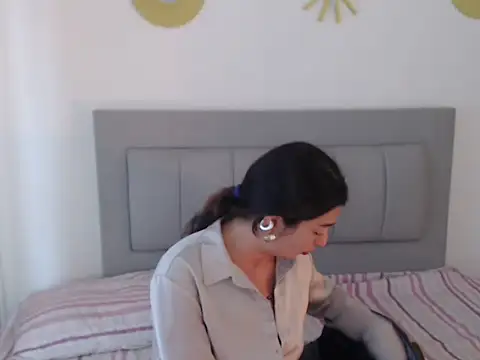 Snapshot of Julietaamado chatting on April 17, 2026, 4:10 pm Julietaamado online show from April 17, 2026, 4:10 pm
