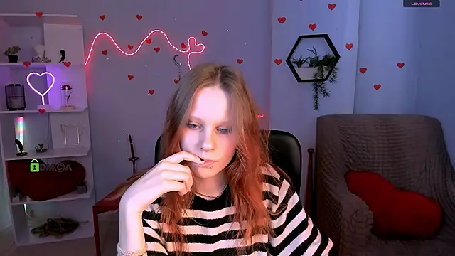 cassandra nik online show from March 27, 2026, 6:41 am
