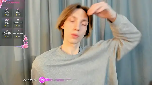 Snapshot of SilverFeral chatting on March 25, 2026, 5:35 am SilverFeral online show from March 25, 2026, 5:35 am