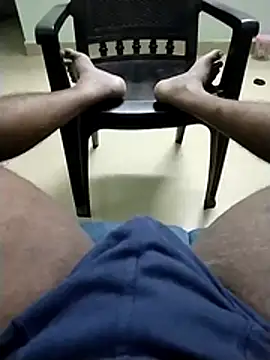 Snapshot of sathish2895 chatting on March 9, 2026, 5:06 pm sathish2895 online show from March 9, 2026, 5:06 pm