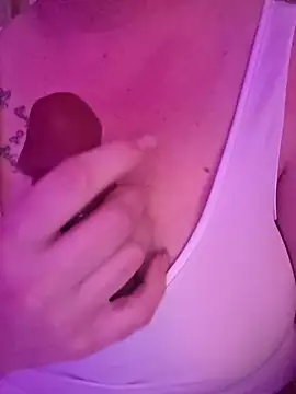 Snapshot of ludderlotta chatting on March 26, 2026, 11:10 pm ludderlotta online show from March 26, 2026, 11:10 pm