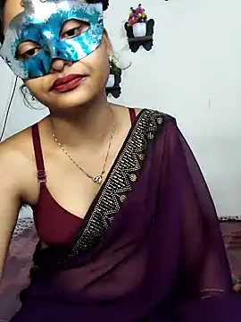Snapshot of Sweet_Cpl_ chatting on April 30, 2026, 12:00 pm Sweet Cpl online show from April 30, 2026, 12:00 pm