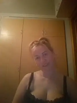 ChristinaYork online show from April 24, 2026, 7:05 pm