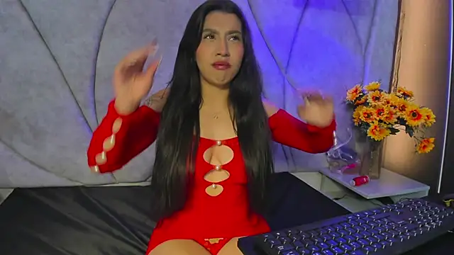 VeronicaCream  online show from July 30, 2026, 4:22 am