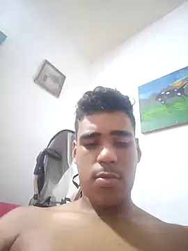 luis230436 online show from April 14, 2026, 4:07 am
