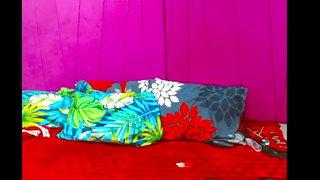 Snapshot of pipe_hot04 chatting on March 23, 2026, 2:15 am pipe hot04 online show from March 23, 2026, 2:15 am