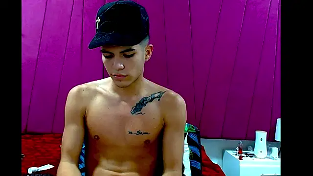 Snapshot of pipe_hot04 chatting on March 27, 2026, 2:28 am pipe hot04 online show from March 27, 2026, 2:28 am