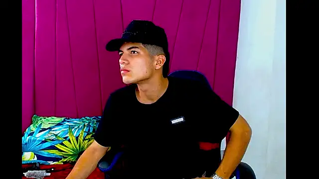 Snapshot of pipe_hot04 chatting on March 29, 2026, 10:21 pm pipe hot04 online show from March 29, 2026, 10:21 pm