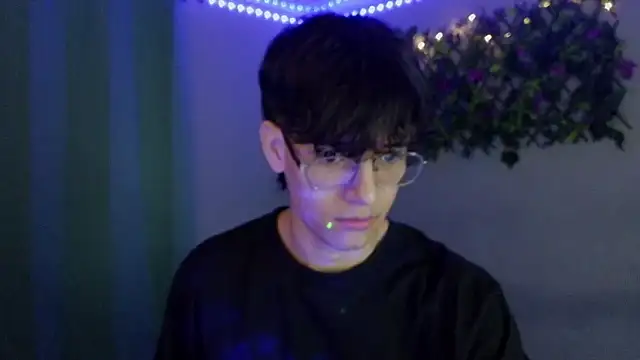 noah millerx online show from March 27, 2026, 4:40 am