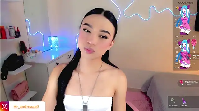 Snapshot of IamAndrea01 chatting on July 5, 2026, 6:15 pm IamAndrea01 online show from July 5, 2026, 6:15 pm