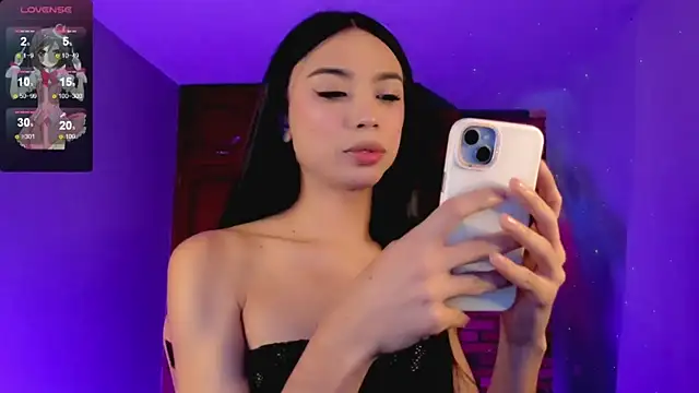 Snapshot of IamAndrea01 chatting on August 2, 2026, 5:28 am IamAndrea01 online show from August 2, 2026, 5:28 am