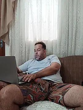 UrsoBissexualPauGrosso online show from April 3, 2026, 7:12 pm