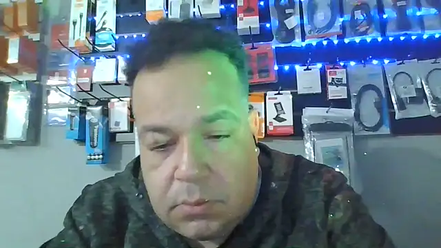 UrsoBissexualPauGrosso online show from June 9, 2026, 2:23 am