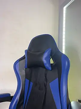 Snapshot of Maddie_7 chatting on April 9, 2026, 2:44 am Maddie 7 online show from April 9, 2026, 2:44 am