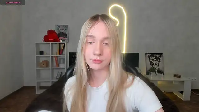 MellliissaDrream online show from March 4, 2026, 1:44 am