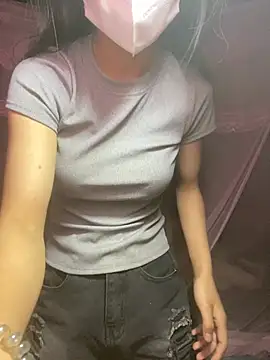 jolly9988 online show from April 13, 2026, 2:17 am