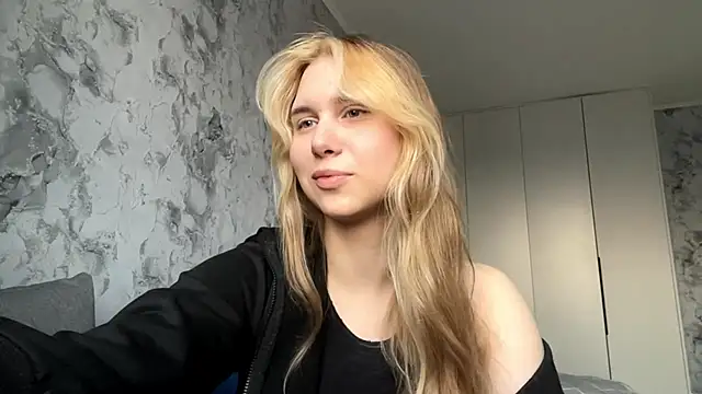 Snapshot of ShariLappas chatting on March 11, 2026, 3:07 pm ShariLappas online show from March 11, 2026, 3:07 pm