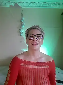 LunaBlaise online show from March 20, 2026, 8:08 am