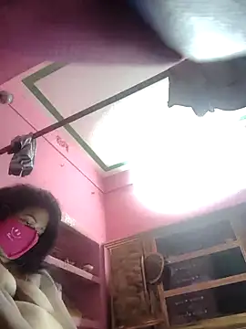 Snapshot of babydollcutyyyyy chatting on April 13, 2026, 4:51 am babydollcutyyyyy online show from April 13, 2026, 4:51 am