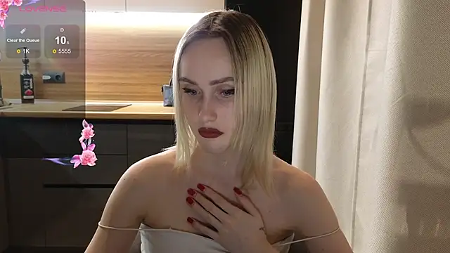 Snapshot of Bella_Villen chatting on March 25, 2026, 6:14 pm Bella Villen online show from March 25, 2026, 6:14 pm