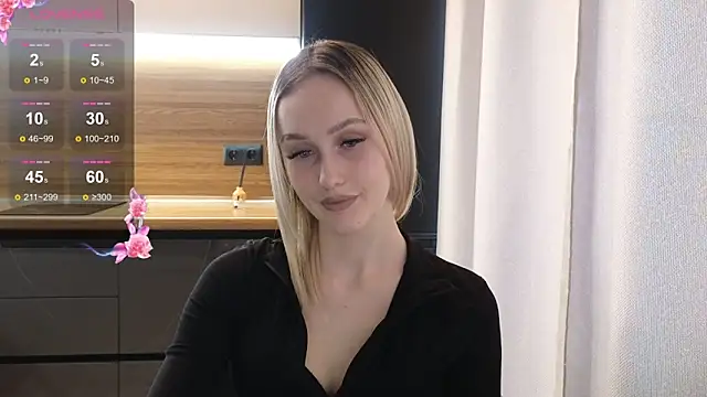 Snapshot of Bella_Villen chatting on April 12, 2026, 10:09 am Bella Villen online show from April 12, 2026, 10:09 am