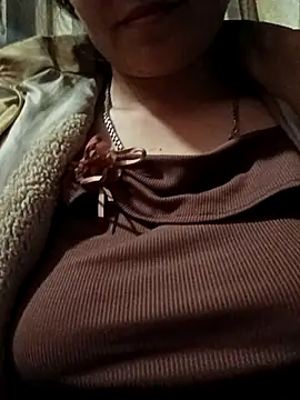 Snapshot of Lindxx-hot chatting on March 9, 2026, 10:41 am Lindxx-hot online show from March 9, 2026, 10:41 am