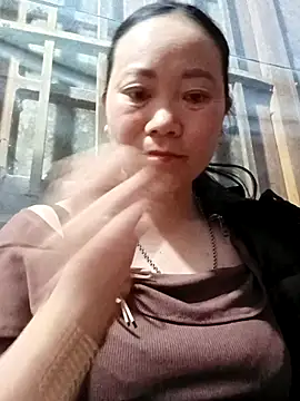 Snapshot of Lindxx-hot chatting on March 17, 2026, 9:18 pm Lindxx-hot online show from March 17, 2026, 9:18 pm