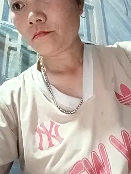 Snapshot of Lindxx-hot chatting on April 11, 2026, 9:30 pm Lindxx-hot online show from April 11, 2026, 9:30 pm