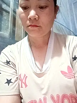 Snapshot of Lindxx-hot chatting on April 12, 2026, 9:53 pm Lindxx-hot online show from April 12, 2026, 9:53 pm