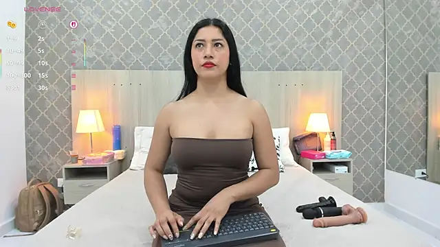 Snapshot of martina_ayala chatting on May 16, 2026, 11:20 am martina ayala online show from May 16, 2026, 11:20 am