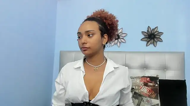 Saray sexylove online show from March 30, 2026, 11:33 am