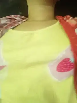 Snapshot of SumonaMoni chatting on June 23, 2026, 7:28 am SumonaMoni online show from June 23, 2026, 7:28 am