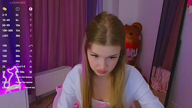 belrinaa online show from April 8, 2026, 8:53 pm