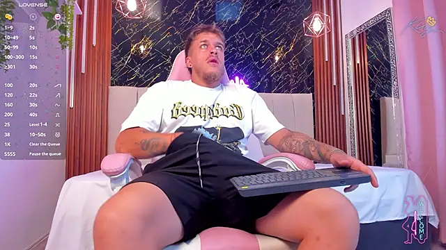 keane lee  online show from April 13, 2026, 12:21 pm