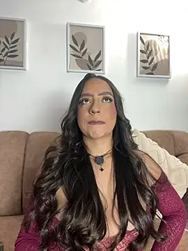 tammyyyy   online show from July 18, 2026, 10:24 pm