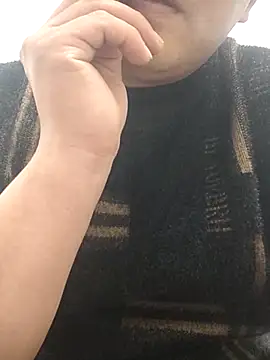 wanggang880903 online show from March 4, 2026, 4:13 pm