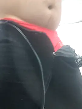 wanggang880903 online show from April 23, 2026, 4:20 pm